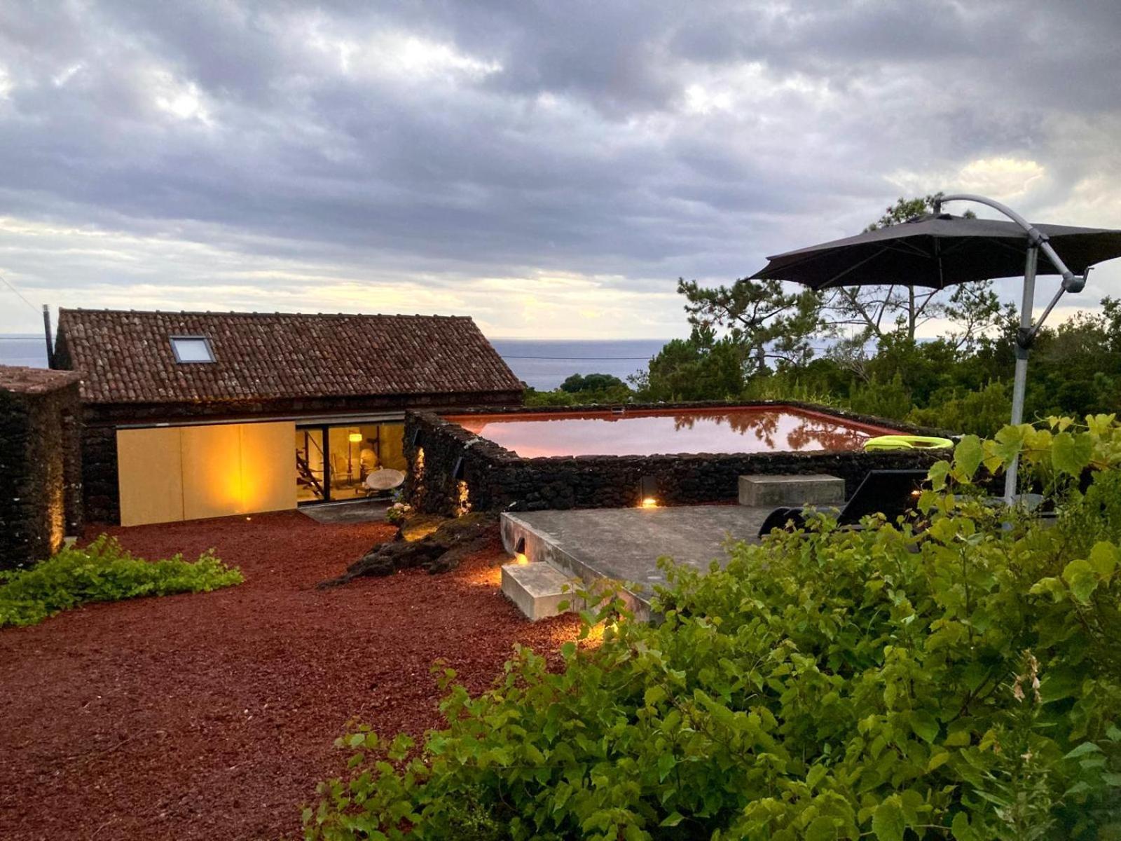 Casas Do Amarelo * Sao Mateus (Pico island)